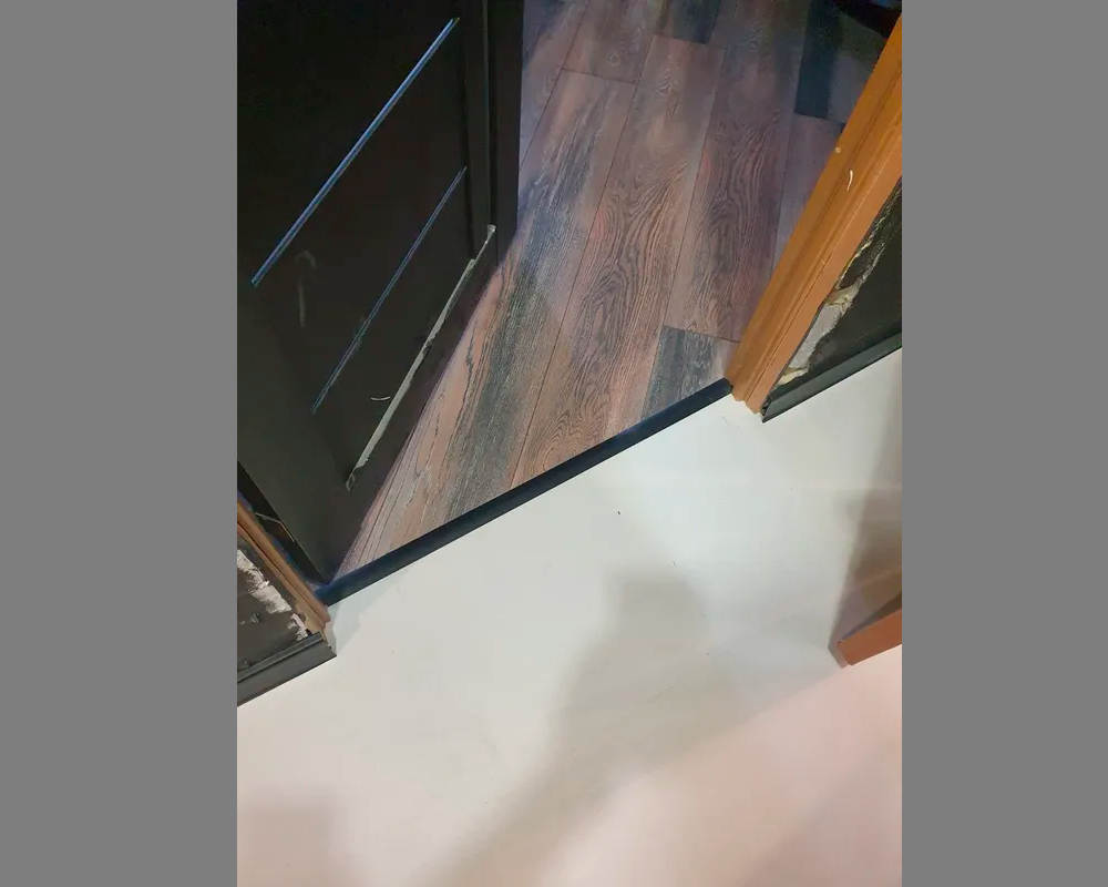 Самоклеящийся порог ЛС 35.2700.4094 Венге