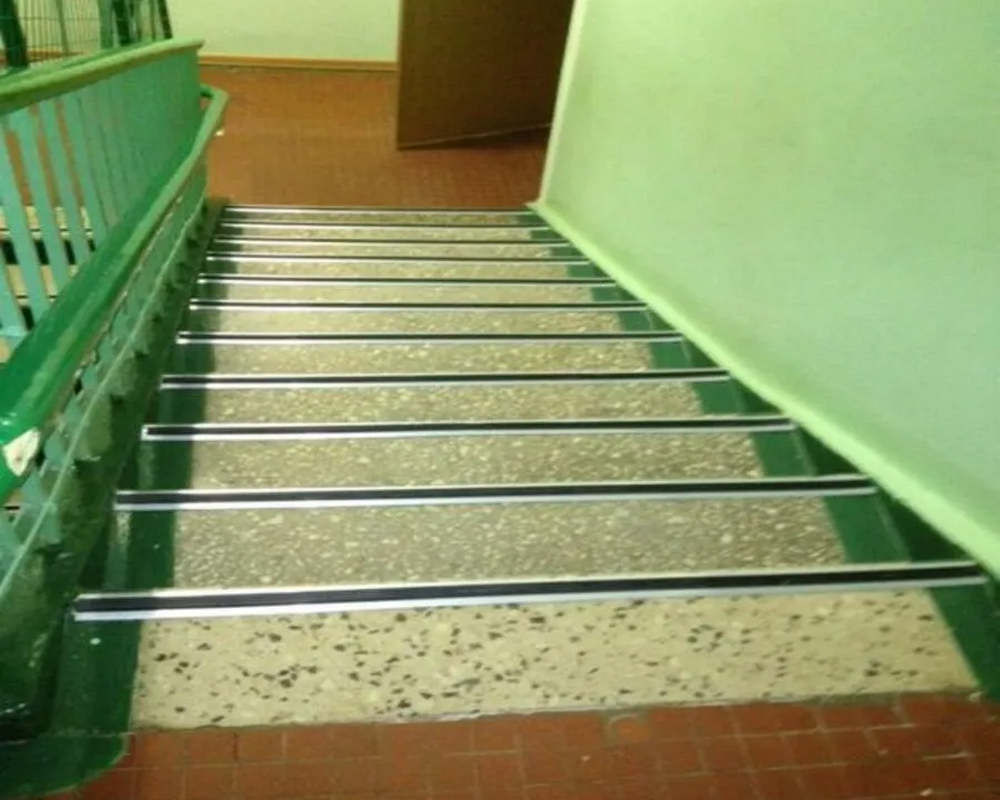 Порог одноуровневый ПС 08.1800.04 Бронза