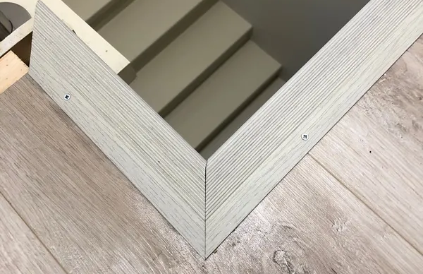 Порог угловой ПУ 02.1800.088 Орех