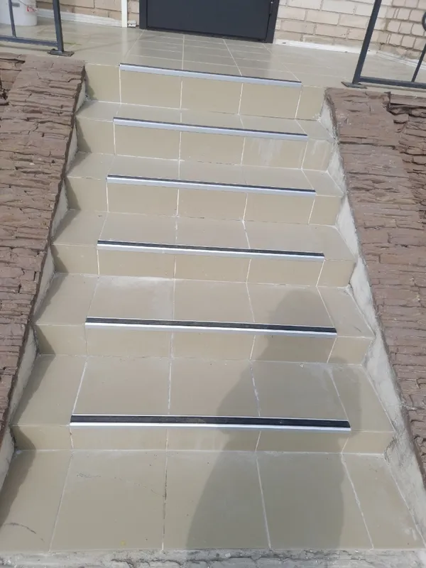 Порог угловой ПУ 07.900.03 Шоколад