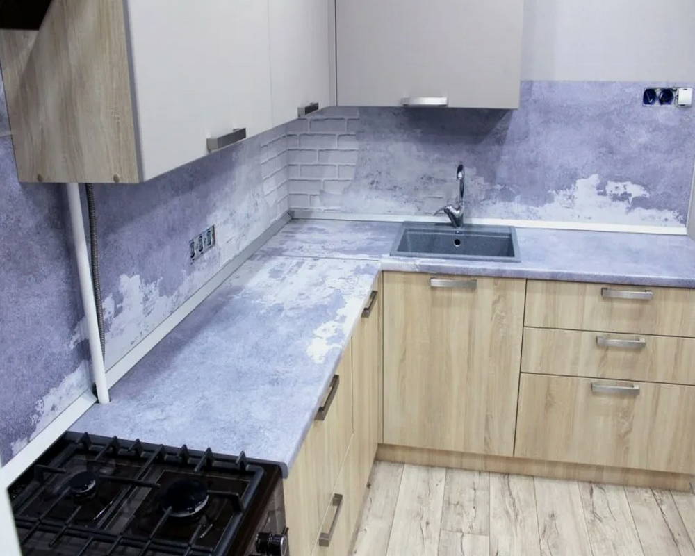 Плинтус для столешниц гладкий Алюминий 25*25мм 3,05м. Серебро