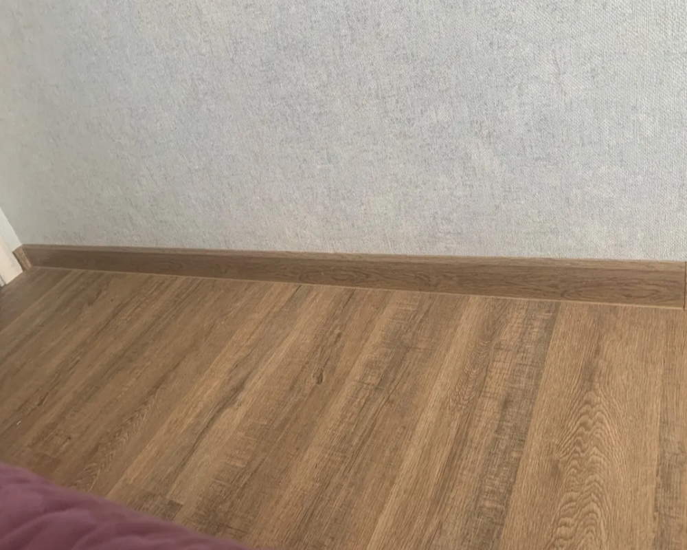 Плинтус ПВХ Волшебная палочка 70мм Home 2,2м 7039