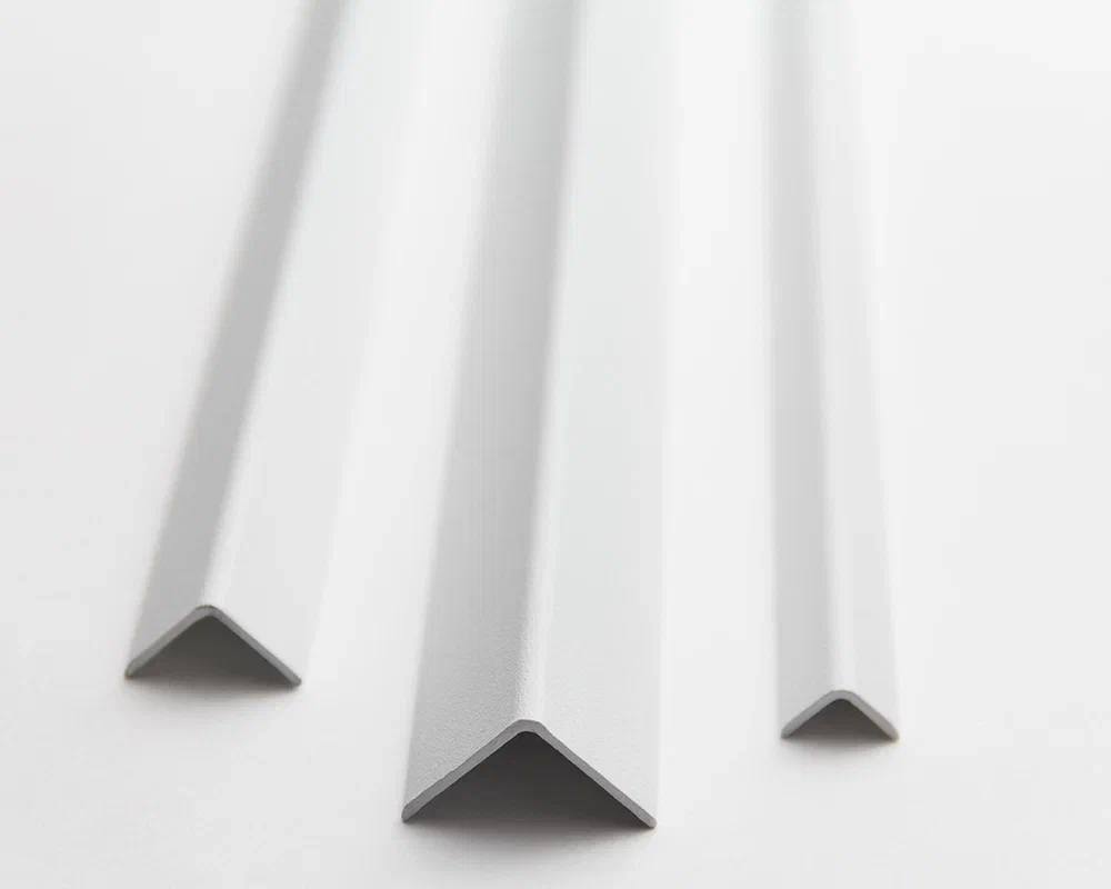 Угол декоративный 30х30 Уп 12-27.2700.516 Белый