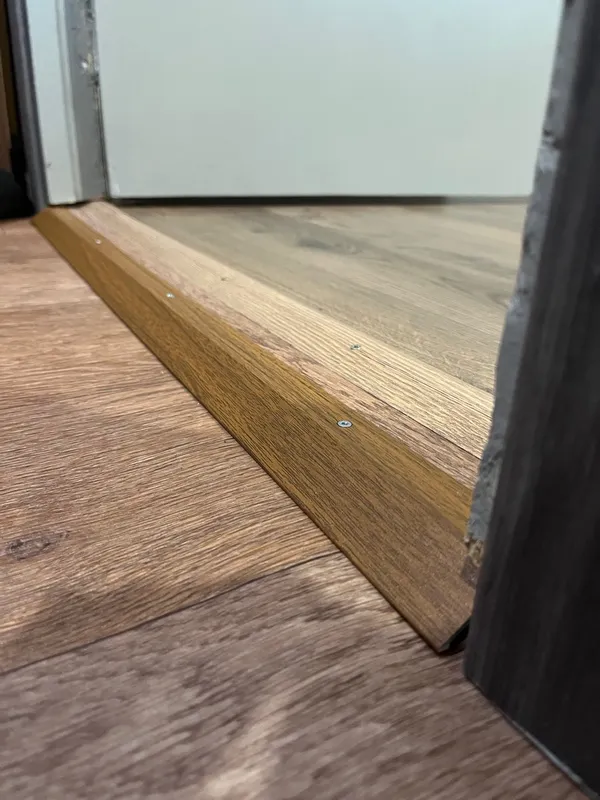 Порог разноуровневый ПР 04.900.045 Дуб дымчатый