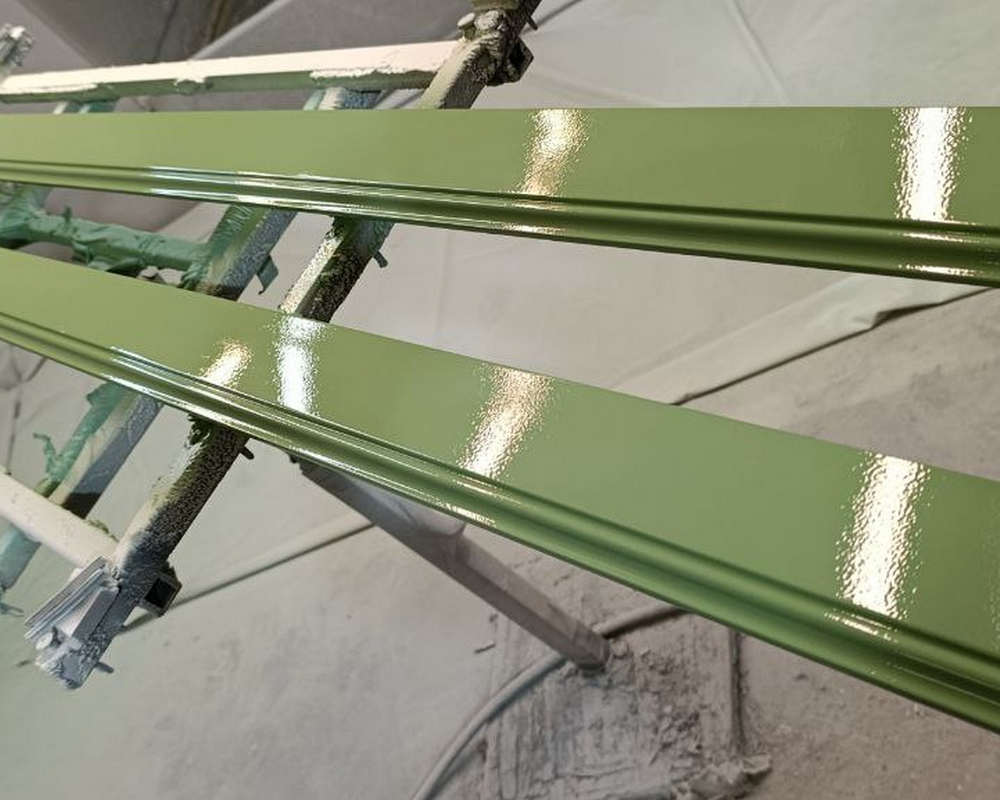 Плинтус СОЛИД 1 UHD 47/80 80*16,5*2000. Окраска включена в стоимость