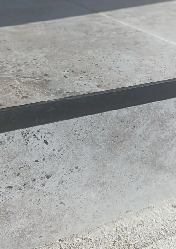 Профиль окантовочный ПУ 13.2700.15 Черный