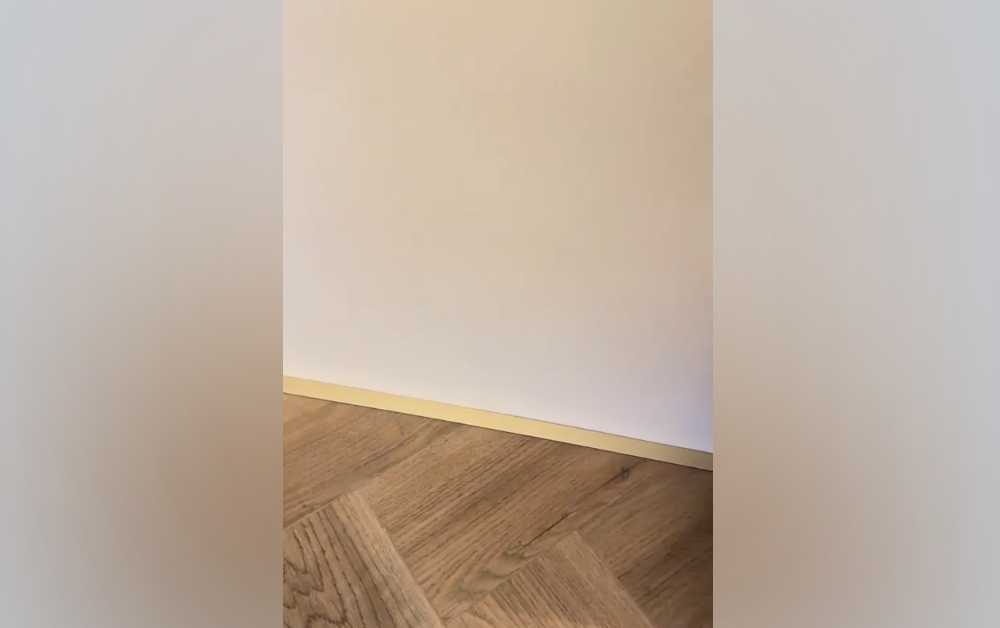 Микроплинтус MSAPL 01.2700.14BB Латунь