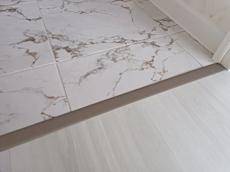 Профиль Т-образный латунь под бронзу 20мм 2,7м MSPCROВ 209