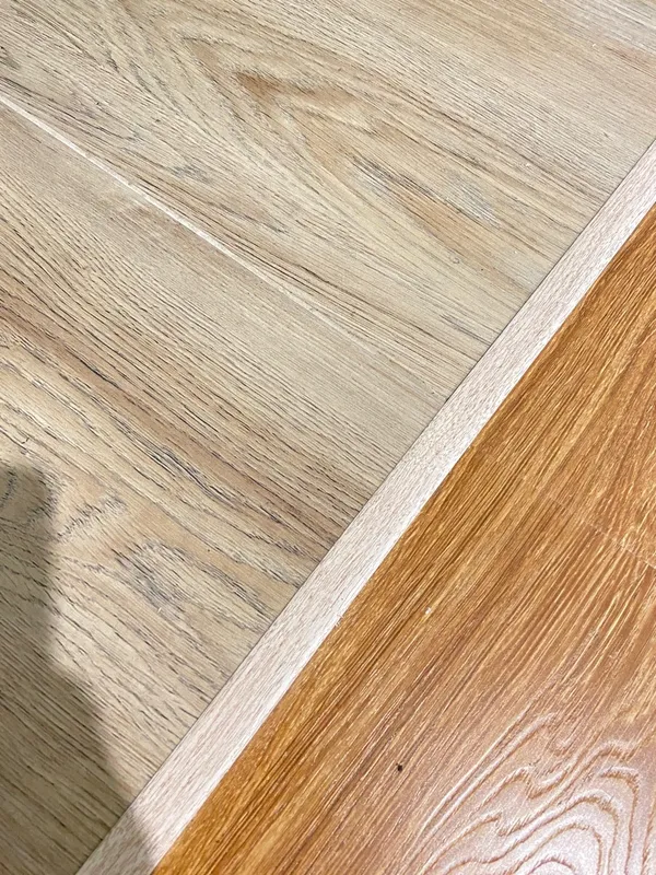 Алюминиевый  профиль ПТ-18 (92481PF7)  белый муар 2,7 м.