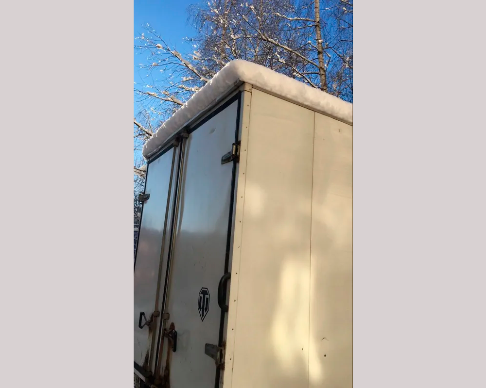 Уголок равнополочный 30*30 мм Уп 12.2000.542л Шампань. Цена за 5 штук.