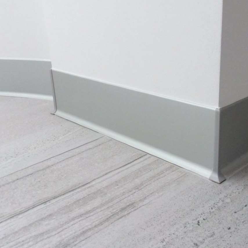 Алюминиевый плинтус AKBD80-MS 2,5м Серебро матовое