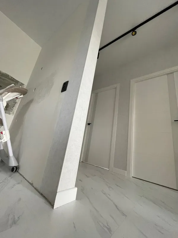 Угол наружный алюминиевый УО 04-27.2700.020