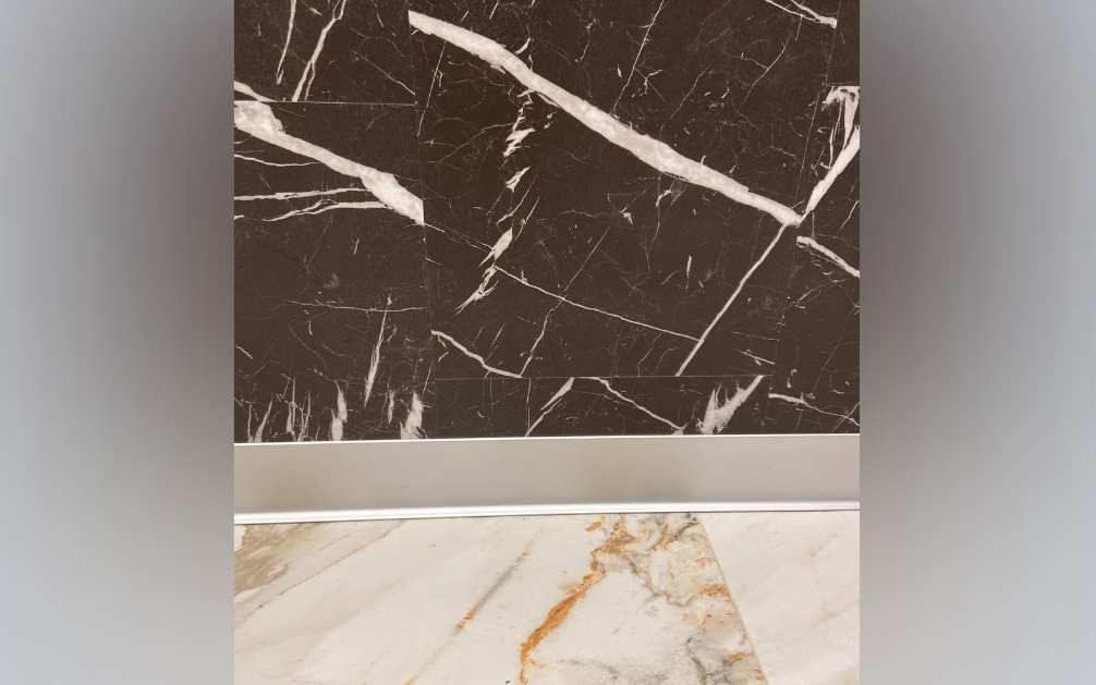 Плинтус алюминиевый Пл 100.2500.01лк Серебро