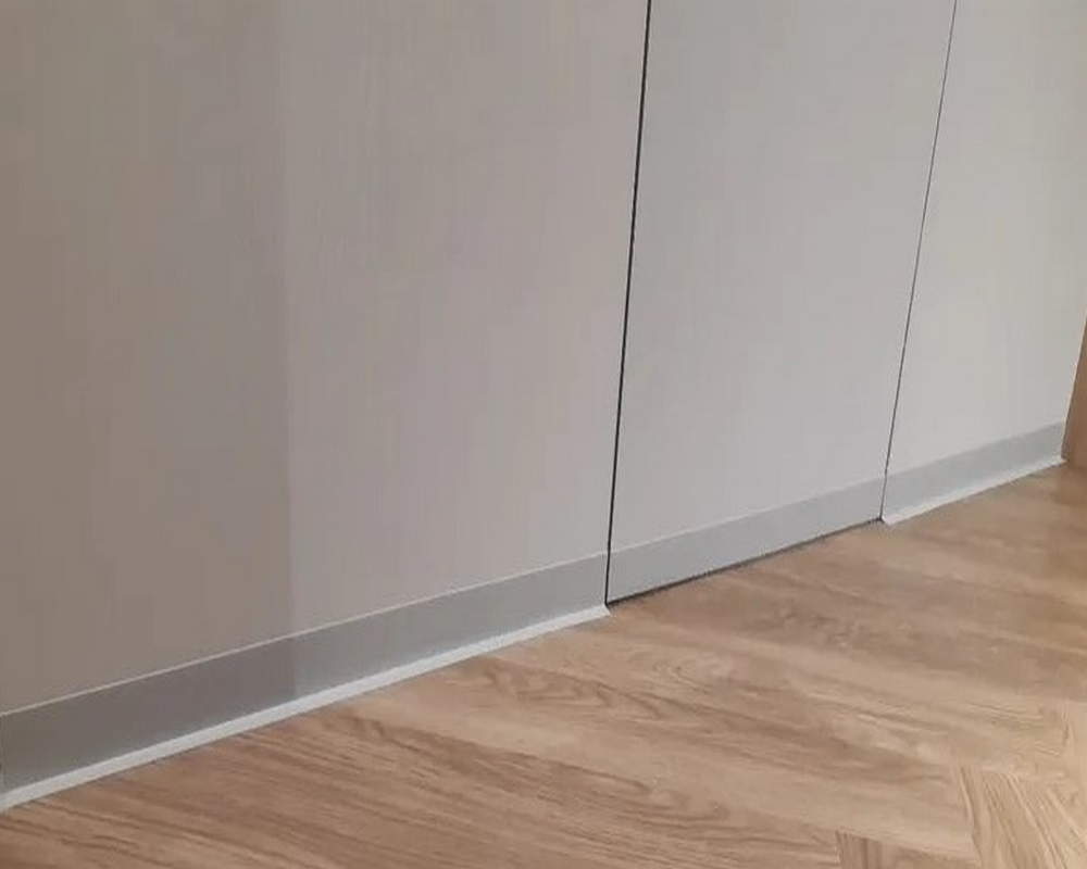 Плинтус ПВХ гибкий Flex 24 м. Серый