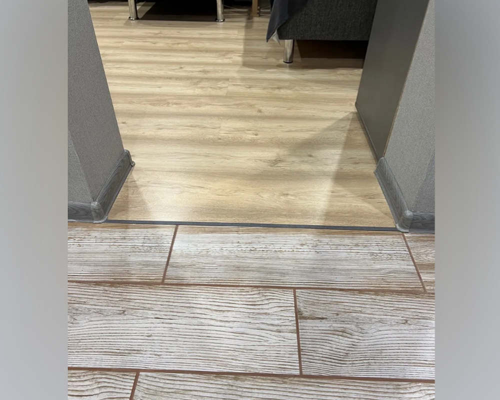 Порог для кварцвинила ЛС 10-1.2700.257 2,7 м Бетон айс