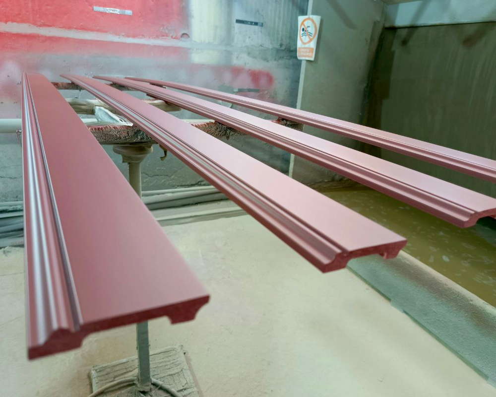 Плинтус СОЛИД 1 UHD 47/80 80*16,5*2000. Окраска включена в стоимость