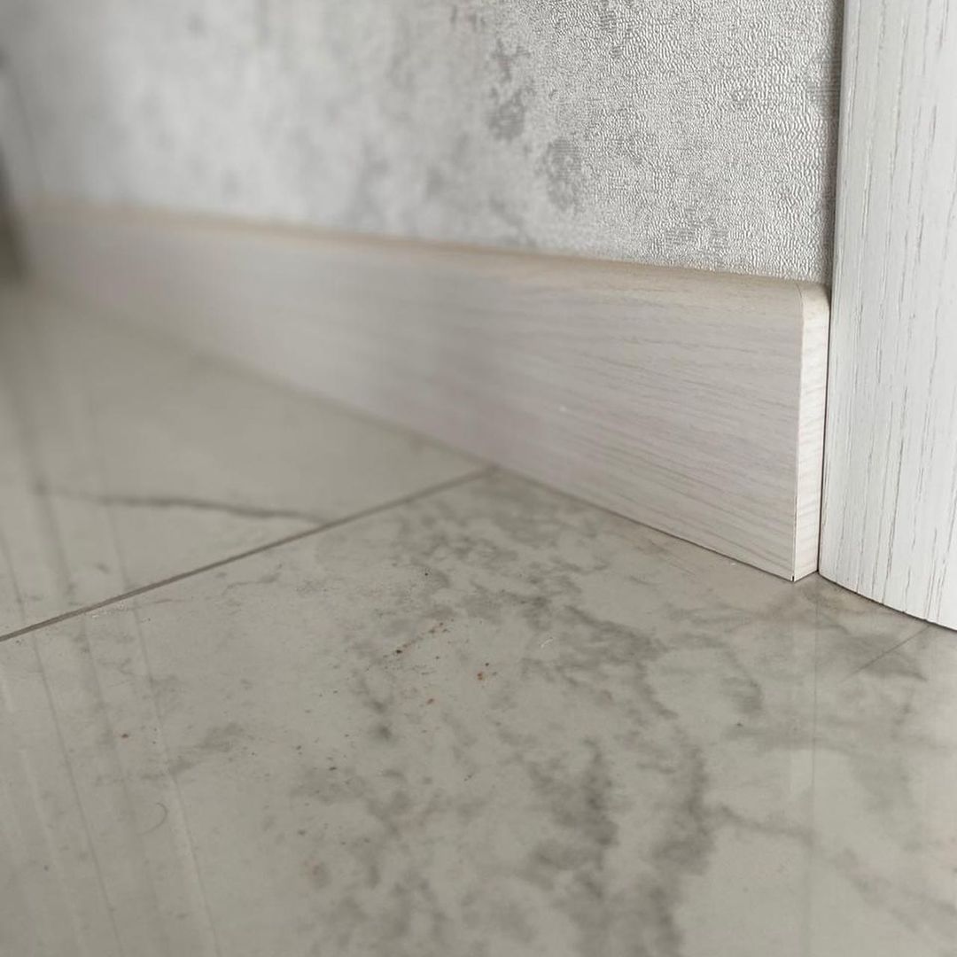 Плинтус МДФ Smartprofile Strong 80М Ривьера грей