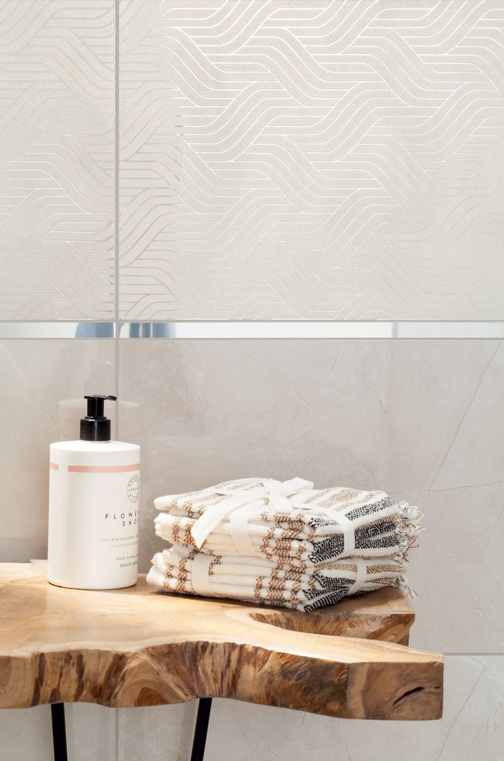 Полоса алюминиевая 15х1,5 мм браш серебро/мат 2,7 м