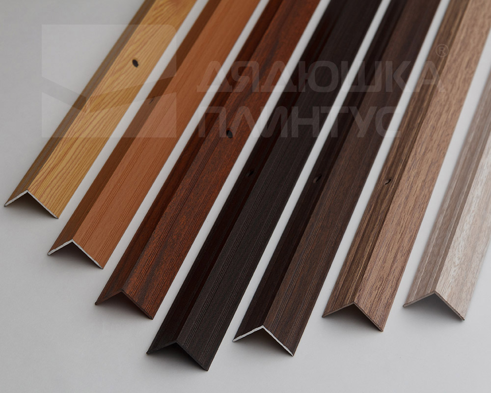 Порог угловой ПУ 05.1800.081 Сосна