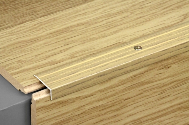 Порог угловой ПУ 01.2700.053 0,9 м Бук беленый