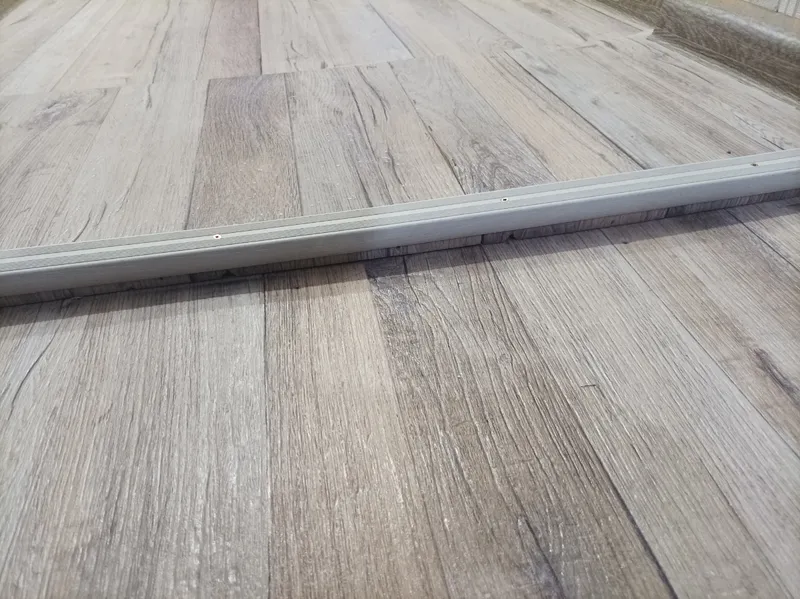 Порог угловой ПУ 06.900.086 Пробка