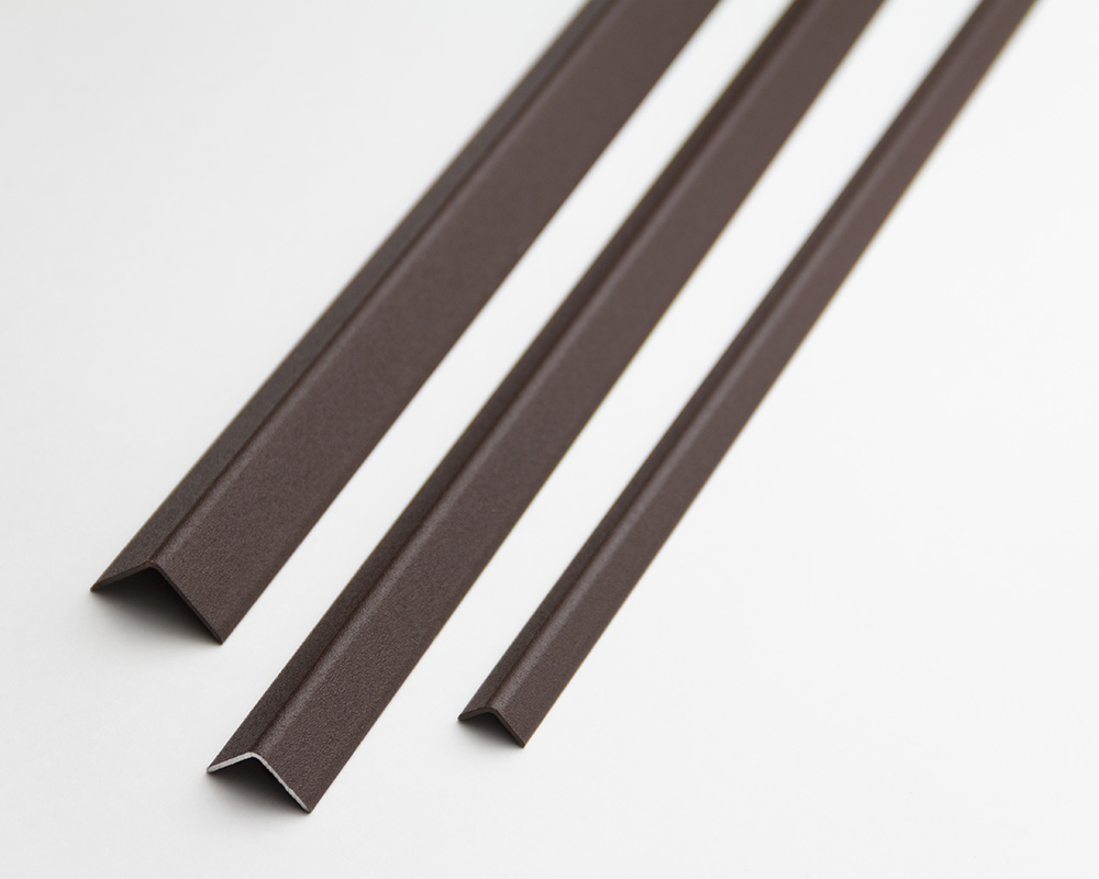 Угол наружный алюминиевый УО 18-27.2700.01л