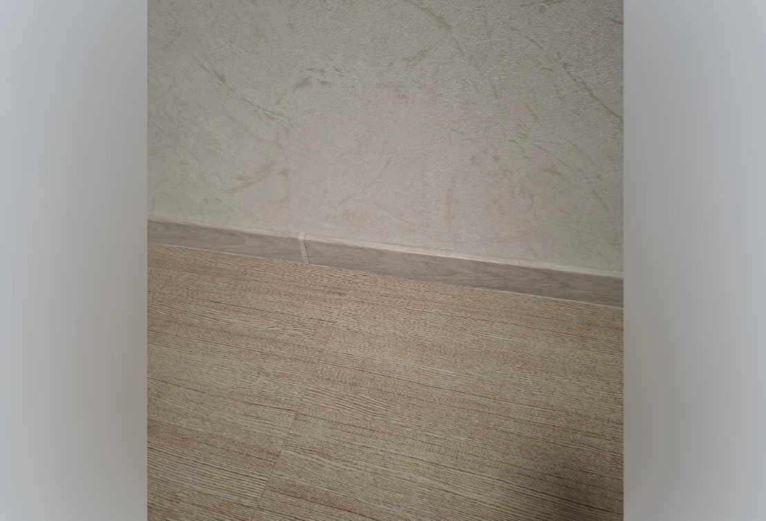 Плинтус ПВХ Волшебная палочка 70мм Home 2,2м 7009