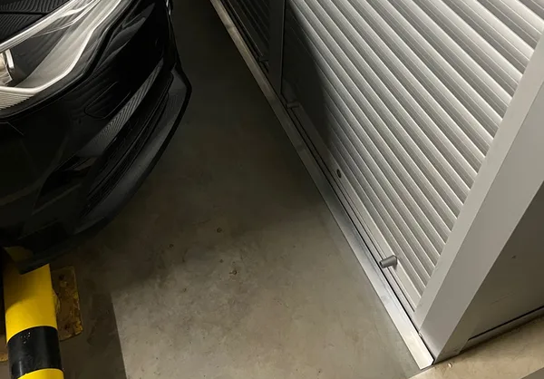 Уголок разнополочный 20х10 мм Уп 05.2000.500 Без окраса