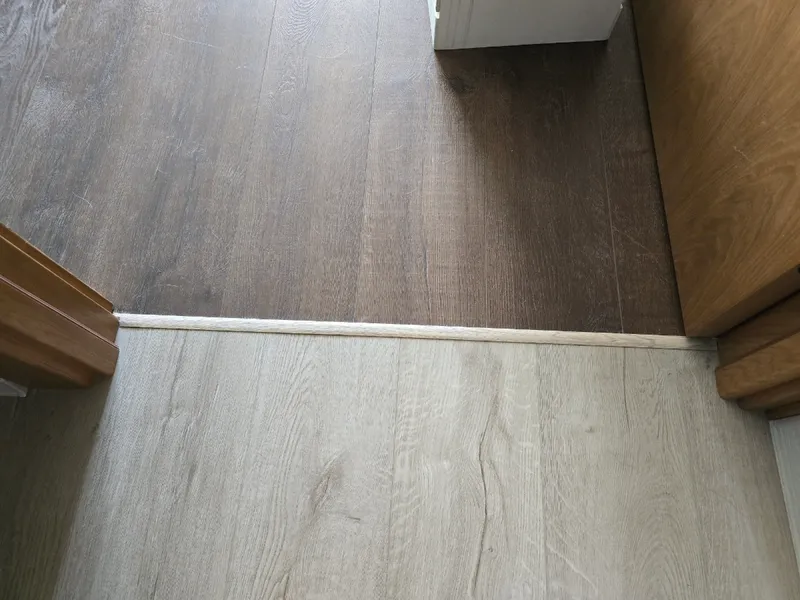 Алюминиевый  профиль ПТ-18 (11384PX)  бежевый муар 2,7 м.