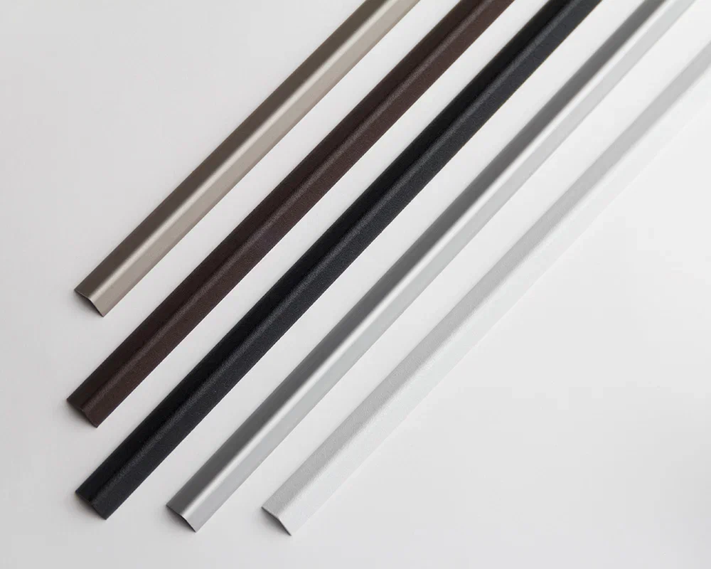 Угол наружный алюминиевый УО 01-27.2700.088